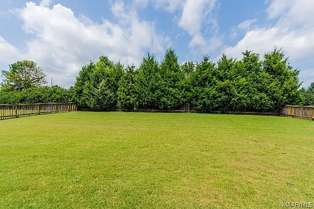 9500 Helmsley Cir — Photo 34