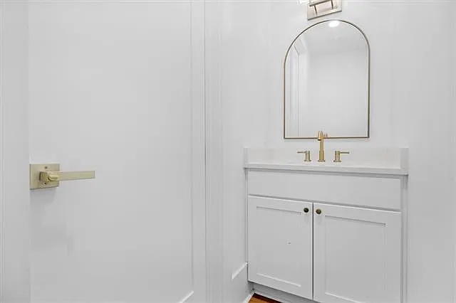 875 Okeefe Ave #301 — Photo 7