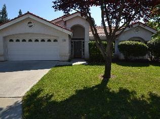 9062 N Woodrow Ave, Fresno, CA 93720