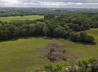 2 Baranowski Rd, Brenham, TX 77833