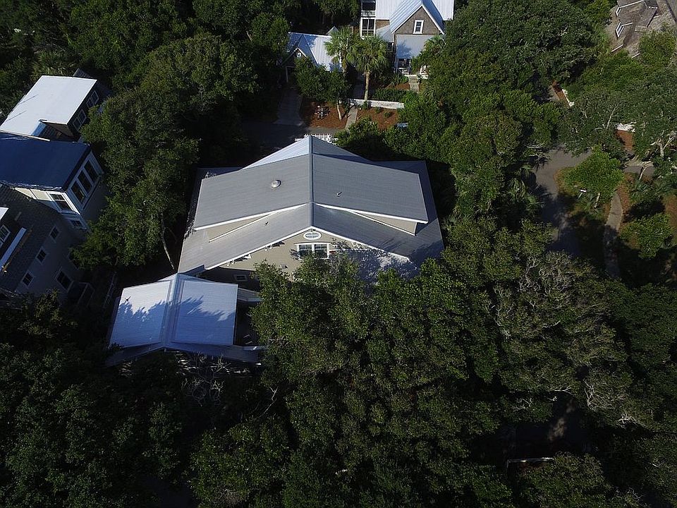 1st image of 611 Ocracoke Way