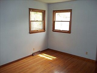 4th image of 63 S Sumac Dr