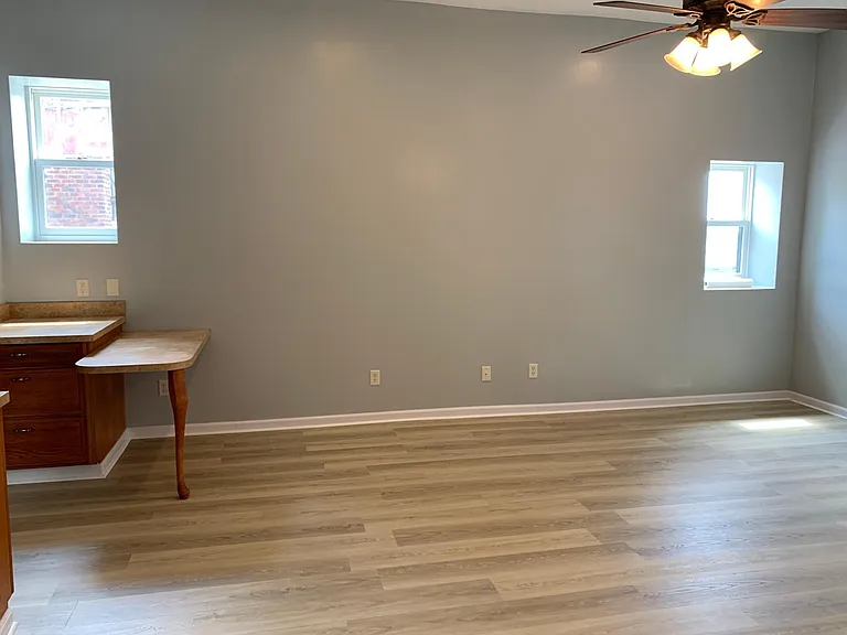 700 S Main St #202 — Photo 13