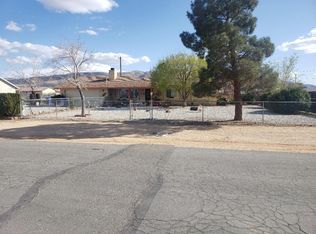 21997 Mic Mac Rd, Apple Valley, CA 92308