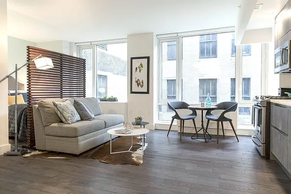 Rented by Kahen Properties | media 7