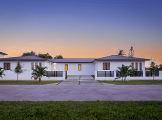 915-917 SW 78th Pl, Miami, FL 33144