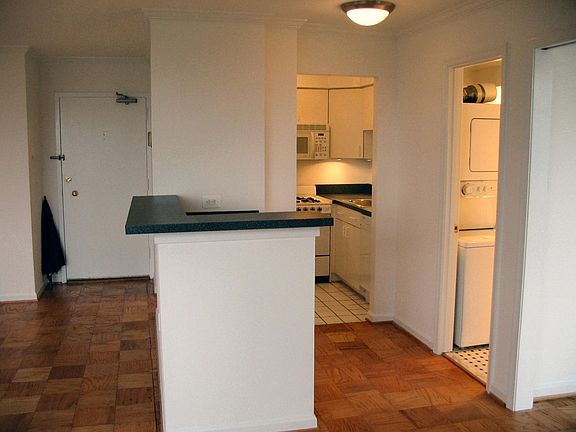 5th image of 4401 Lee Hwy APT 73