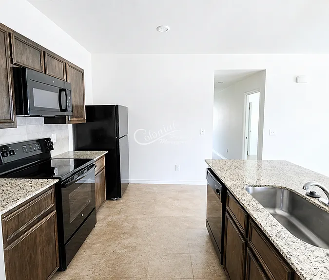 6013 Amelia Earhart Blvd #A — Photo 5