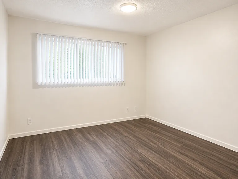 4165 W Slauson Ave — Photo 2