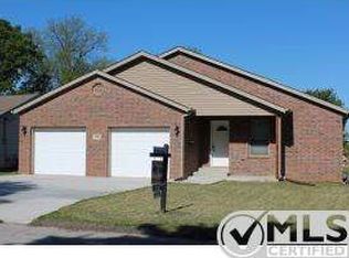 608 S Oakland St, Webb City, MO 64870