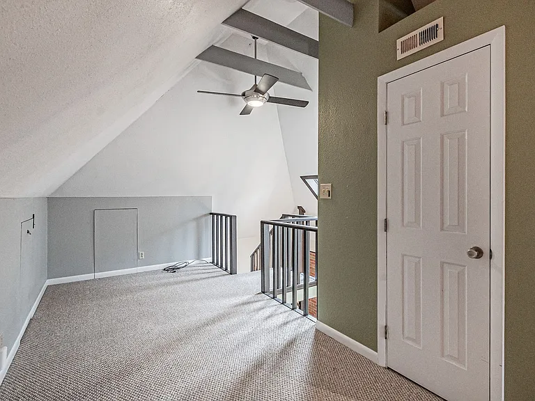 908 S Washington St — Photo 27