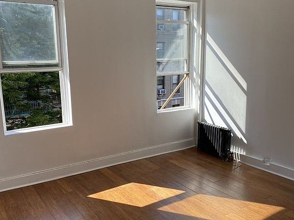 2nd image of 35-47 34th St #3C