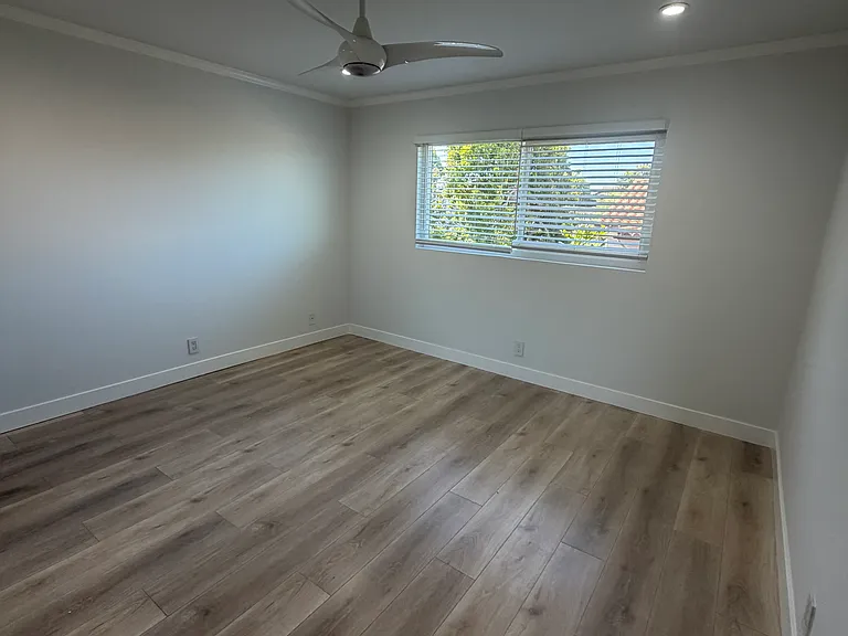 1200 Manhattan Beach Blvd #L — Photo 4