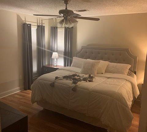 4th image of 137 Royal Oak Dr