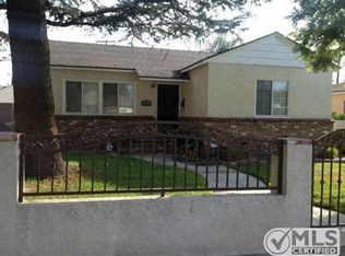 9036 Costello Ave, Panorama City, CA 91402