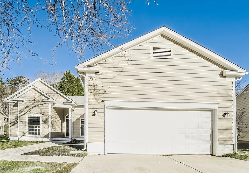 11213 Clayford Rdg
