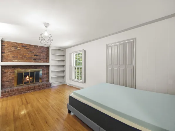 (undisclosed Address), Charlotte, NC 28211