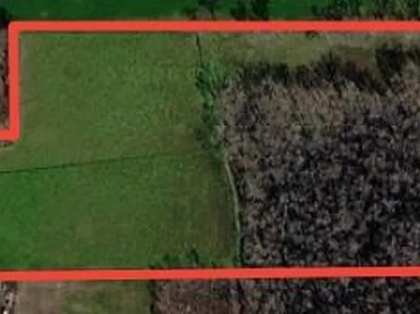 907 Bordelonville Rd, Moreauville, LA 71355