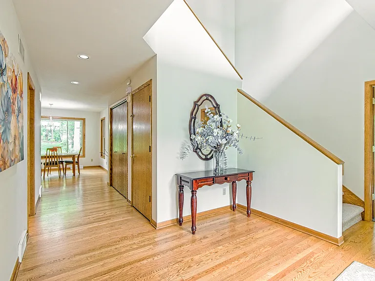 7126 New Washburn Way — Photo 8
