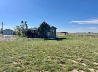 9 W Willow Lake Rd, Estancia, NM 87016
