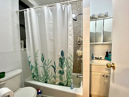 3rd image of 368 W 127th St APT 1