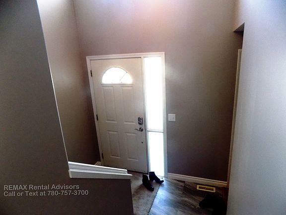 4th image of 846 Highwood Blvd