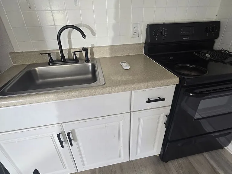 Spacious 1 Bedroom / 1 Bathroom apartment with a comfortable and functional layout. — Photo 2