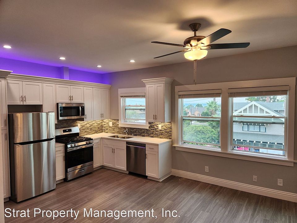 1st image of 302 Thorn St #11469157