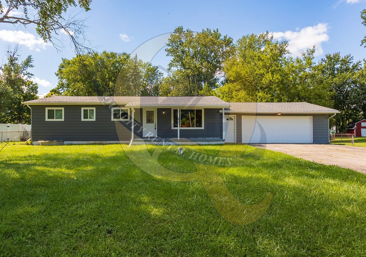 Available Now! 5 bedroom, 2.5 bath! — Photo 1