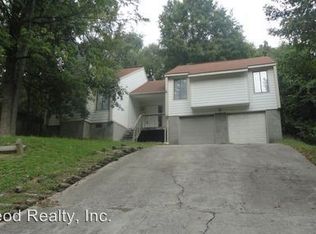 2315 Brook Canyon Dr, Charlotte, NC