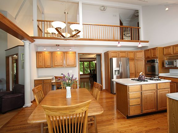Light & Bright Kitchen