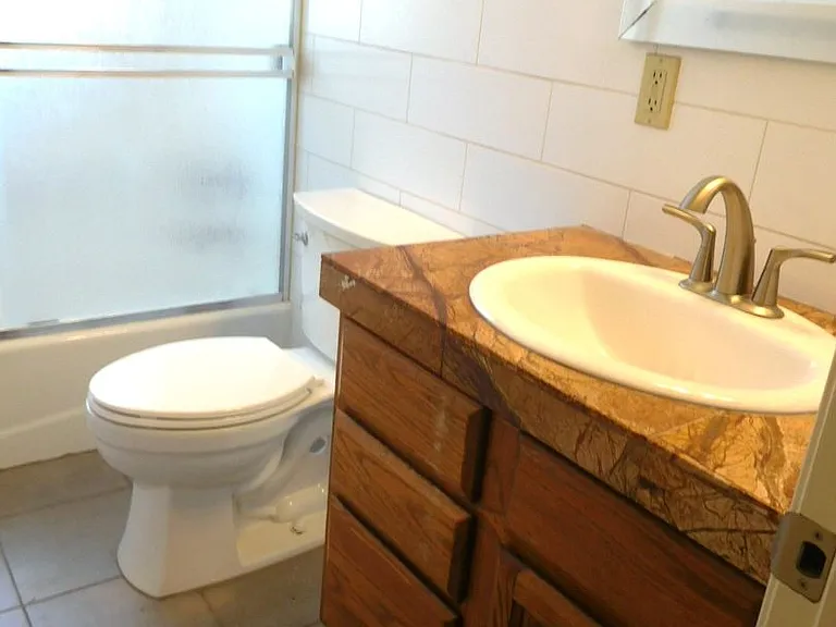 1325 Williams Cir — Photo 7