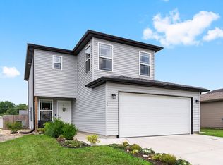 135 Pin Oak Ct, Hollister, MO 65672
