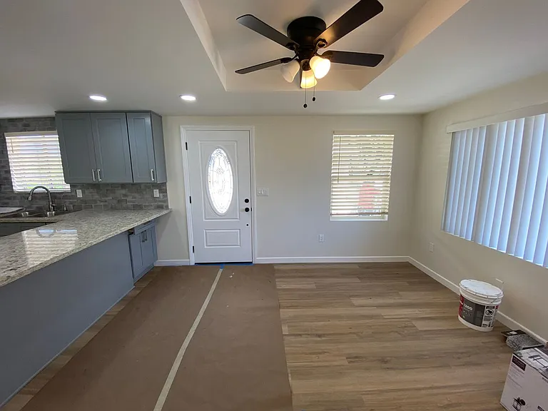 2764 Wilma St — Photo 5