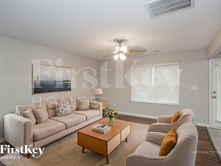 4944 Rockwood Rd — Photo 6