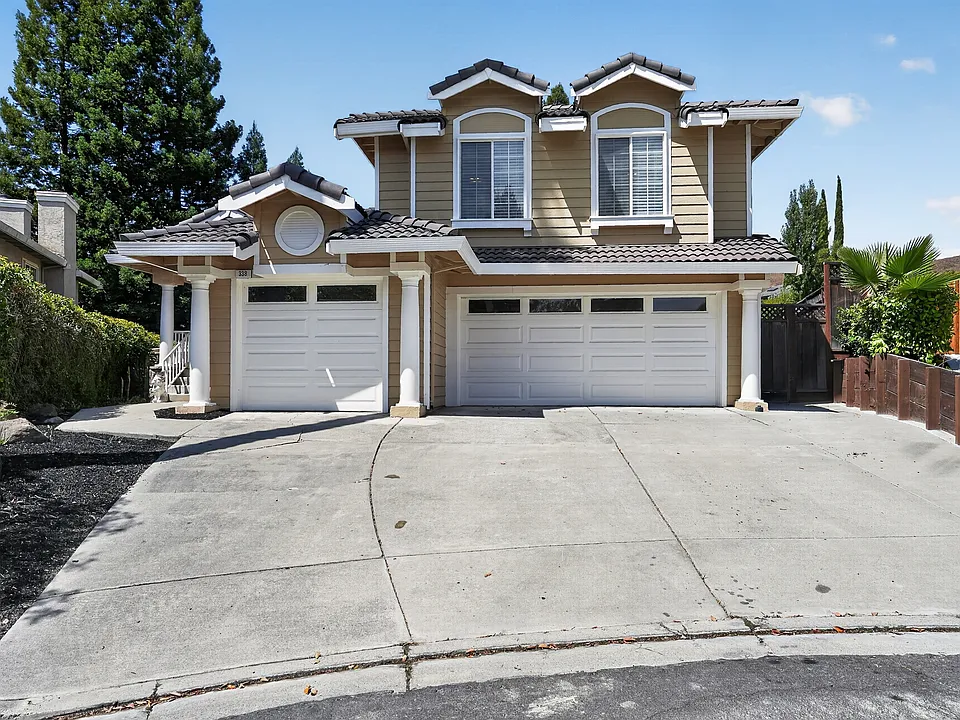 338 Deepcreek Ct
