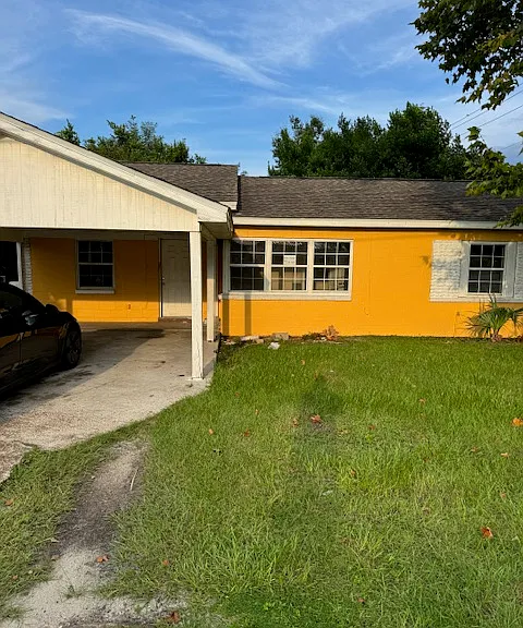700 Williams Ave — Photo 1