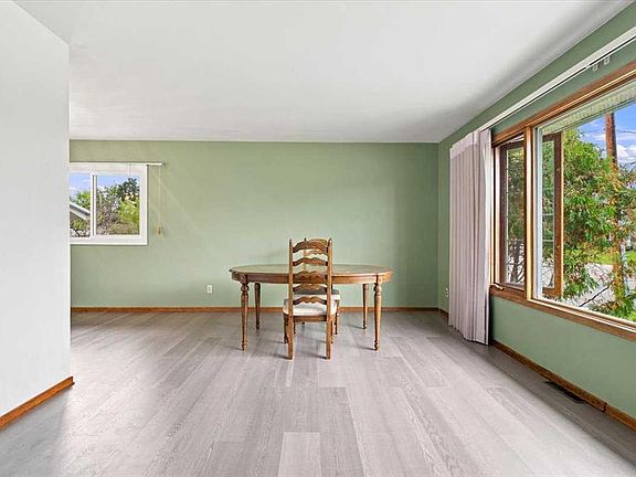 3rd image of 10281 N 111th Ave