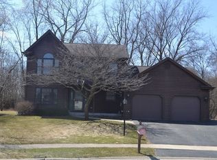 3332 Deer Path Ln, South Chicago Heights, IL 60411