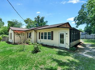 2910 4th St, Beaufort, SC 29902