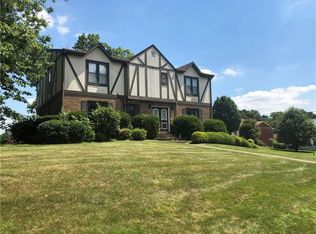 258 Willow Dr, Monroeville, PA 15146