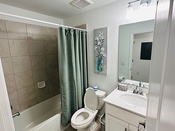 4th image of 14194 Heritage Landing Blvd #614