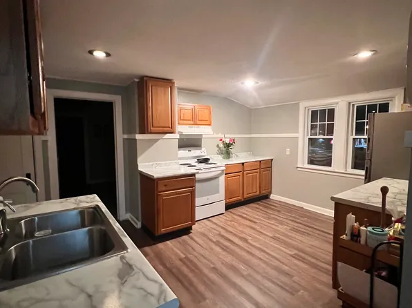 5632 W Beloit Rd, Milwaukee, WI 53214