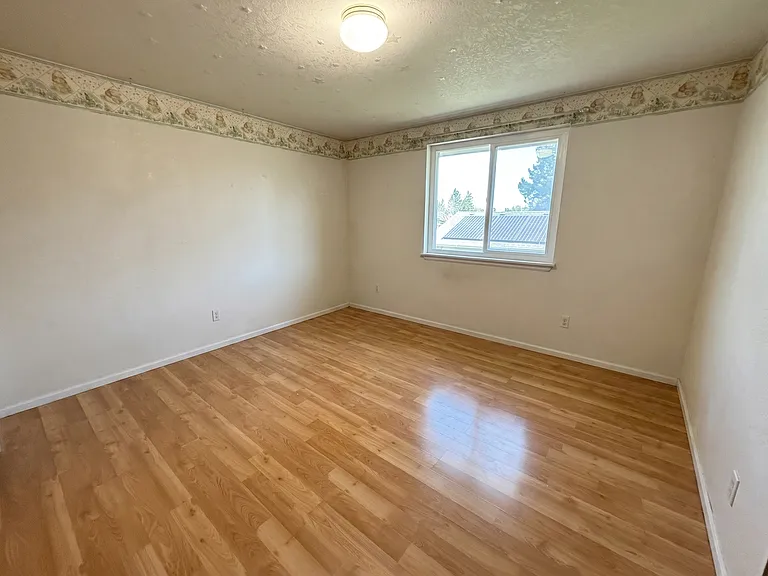 8043 Clay Dr — Photo 25