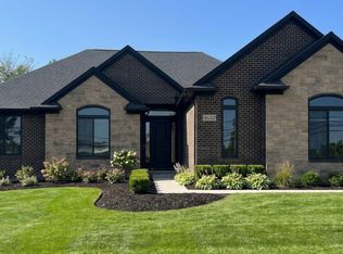 4633 Rosy Dr, Leonard, MI 48428