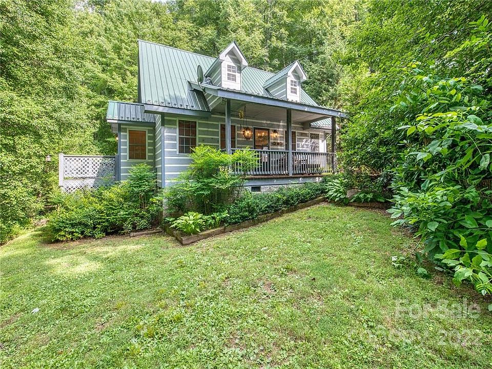 1st image of 25 Trapper Ln
