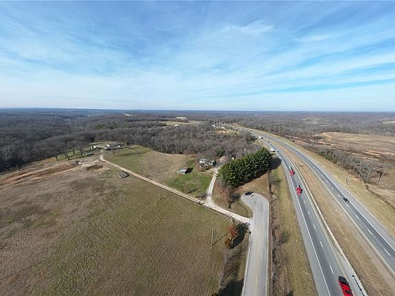 3rd image of 2205 McCollum Rd