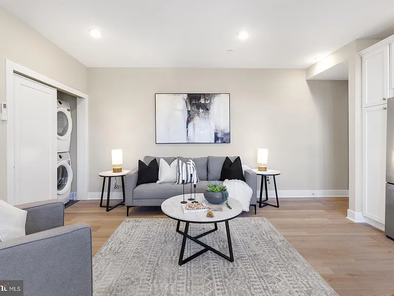 6712 Ridge Ave #302 — Photo 3