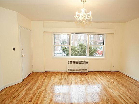 3rd image of 4809 30th Ave