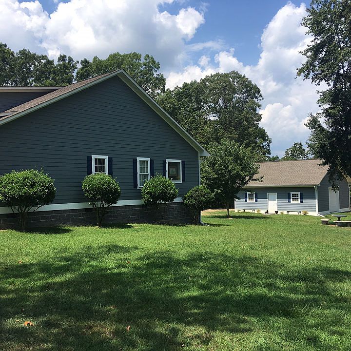 2nd image of 755 Orchard Hill Rd